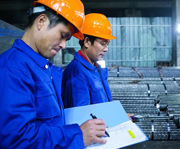 Explique la diferencia entre el tubo de laminado fino y el tubo de tiro en frío