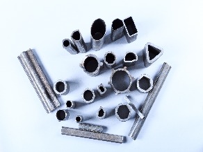 Fabricantes de tubos de acero sin costura: personalización bajo demanda, forjando excelencia de marca